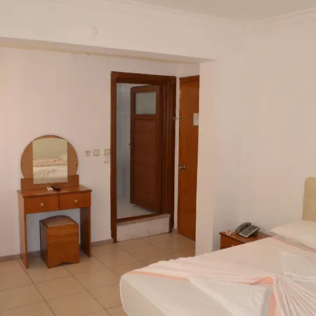 Prens Yildiz Hotel Ayvalı