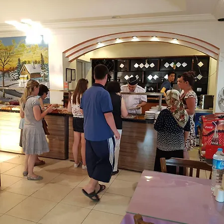 Prens Yildiz 3* Ayvalı